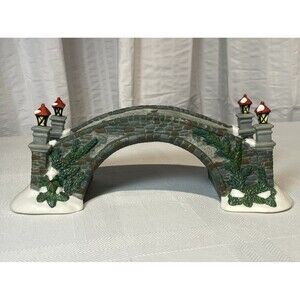 Santa s Workbench 566-2556 Stone Bridge Christmas Village 2001 Porcelain Box